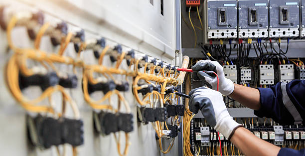 Professional Electrician technician working in La Vernia, TX